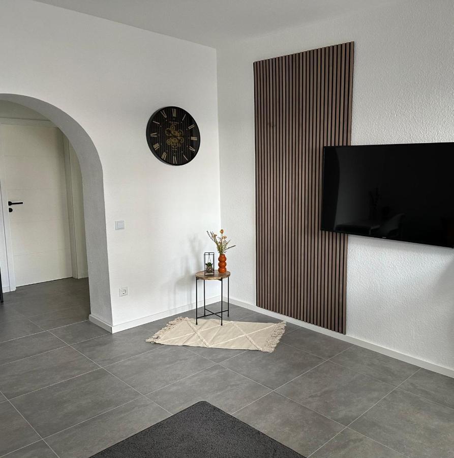 Appartment Florida Naehe Duesseldorf, Messe, Hbf, City, Wifi, Helios Hospital 크레펠트 외부 사진